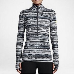 NIKE PRO WARM AZTEC PRINT HALF ZIP PERFORMANCE TOP. BLACK/GRAY. SIZE: SM…
